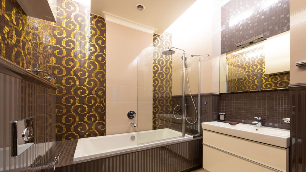 Quel carrelage choisir pour une salle de bain, gres cerame et faience